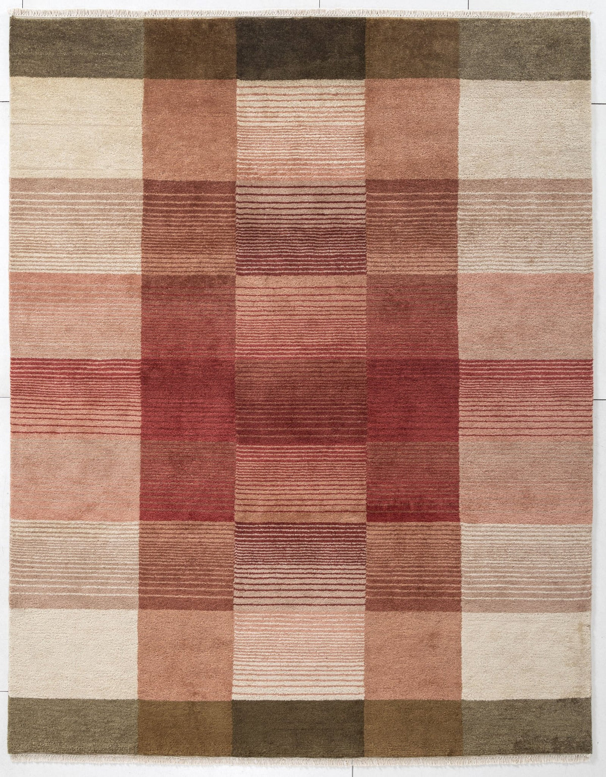 Hand Knotted Chromatic Rug - NuStory