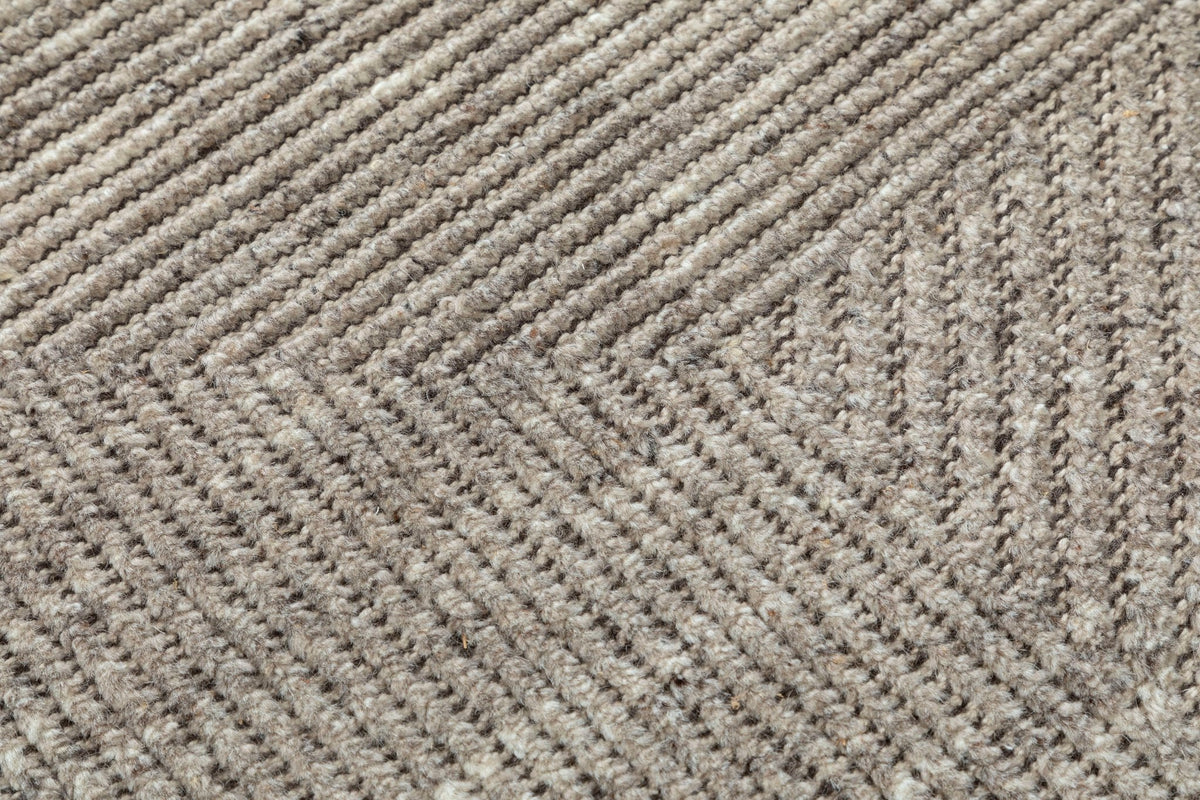 Hand Knotted Impick Rug