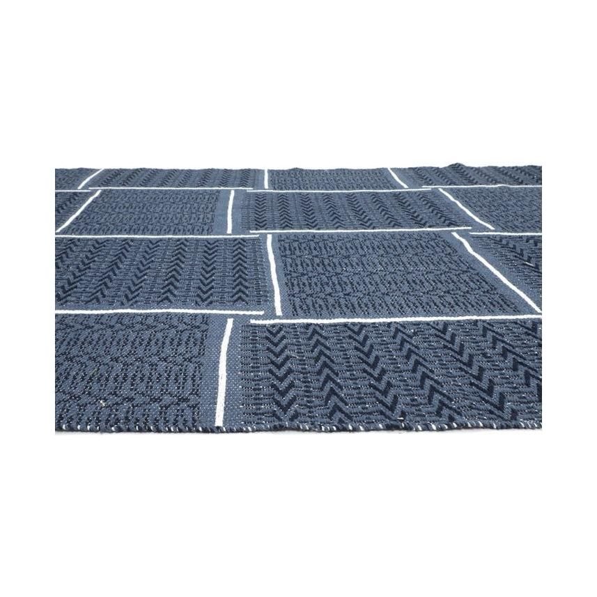 Flatweave Camp Chair Rug - NuStory