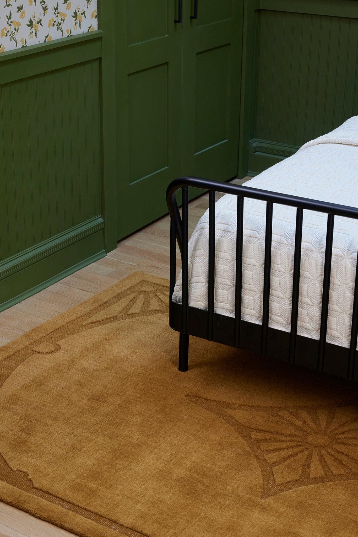 Hand Loomed Parlor Rug - NuStory