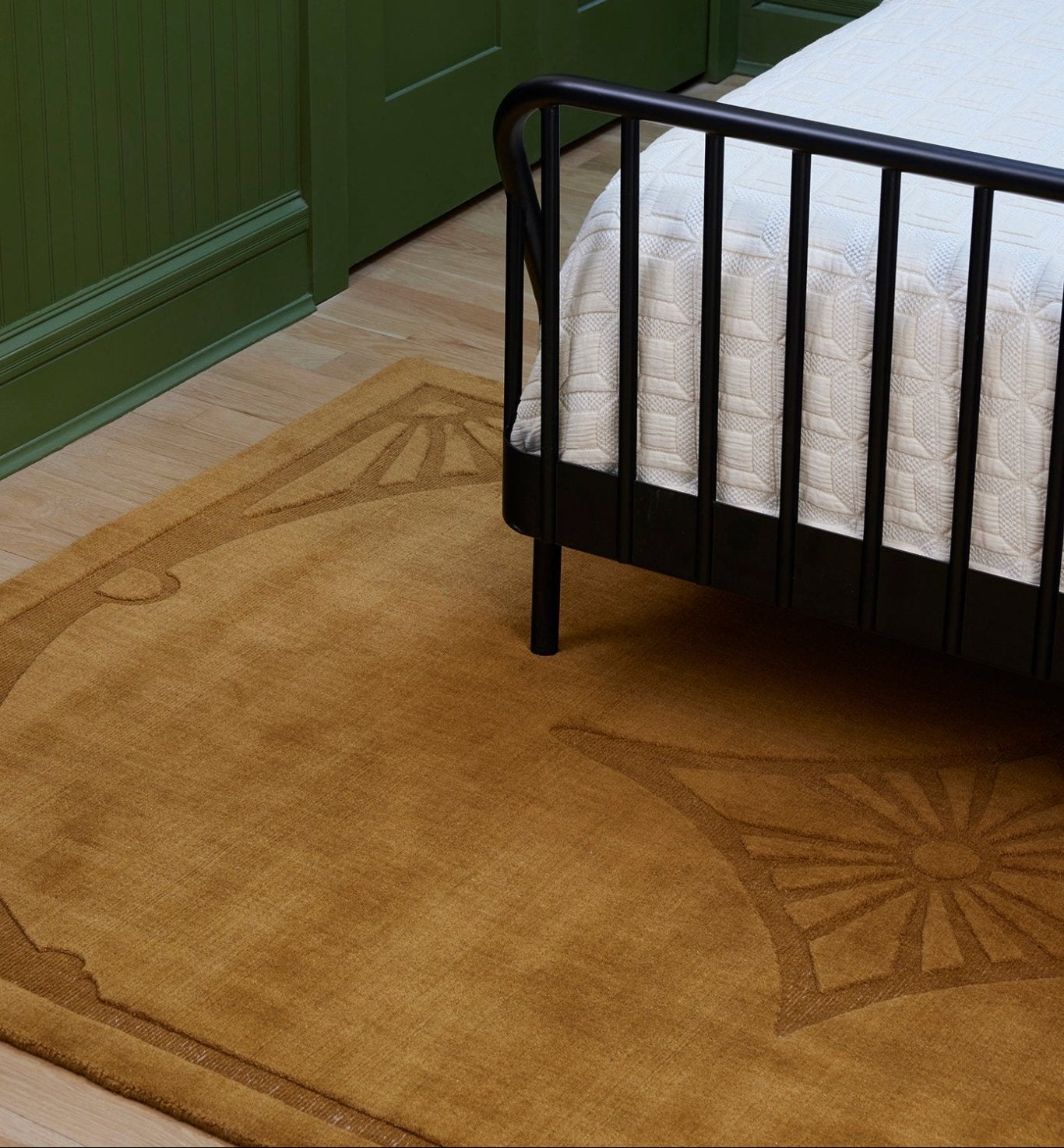 Hand Loomed Parlor Rug - NuStory
