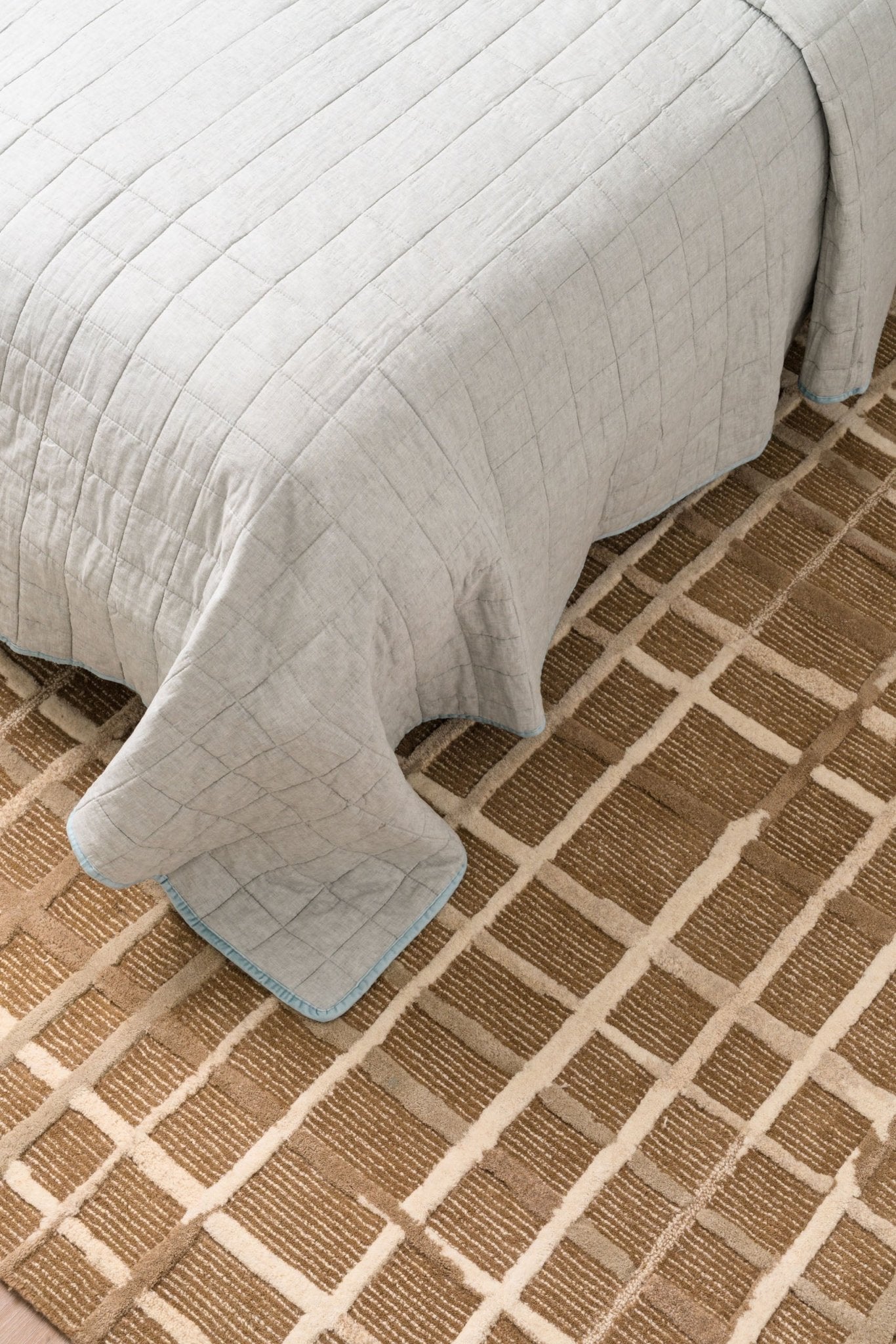 Hand Tufted Polychrome Swatch - NuStory