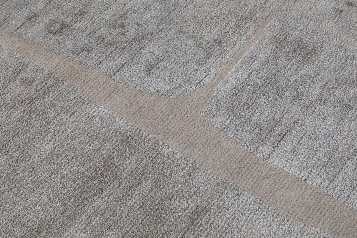 Hand Knotted Cero Rug