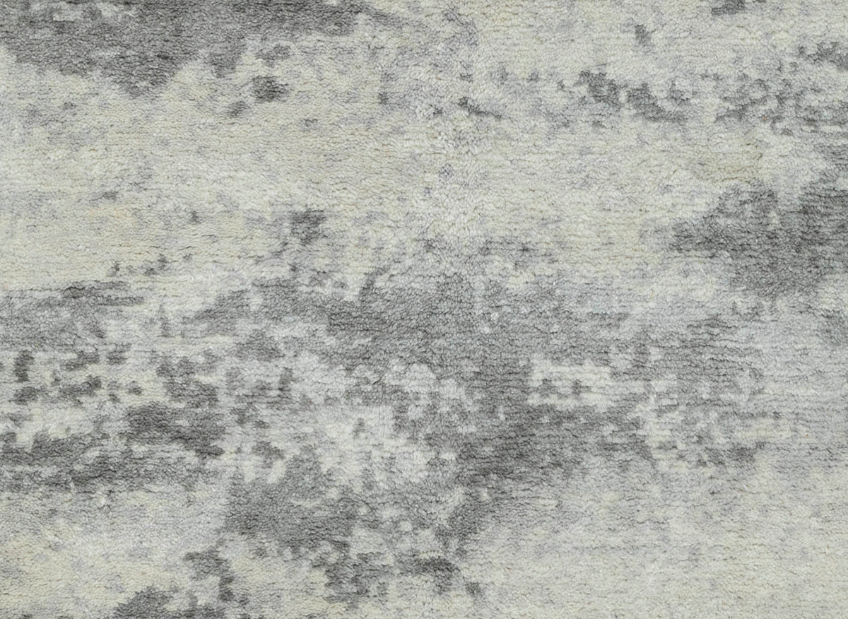 Hand Knotted Mils Rug