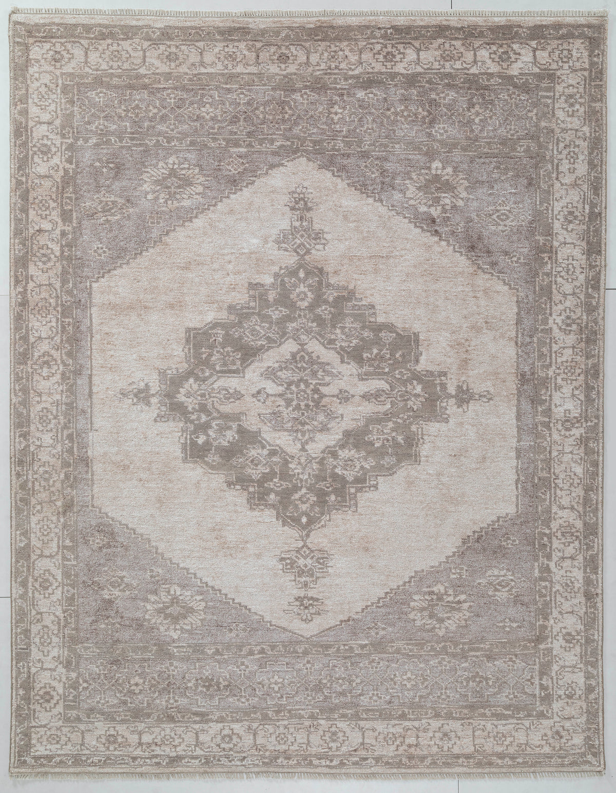 Hand Knotted Saaden Rug