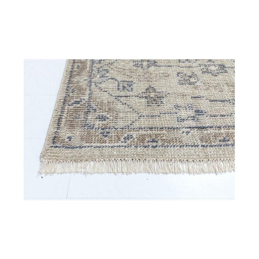 Hand Knotted Finial Rug - NuStory