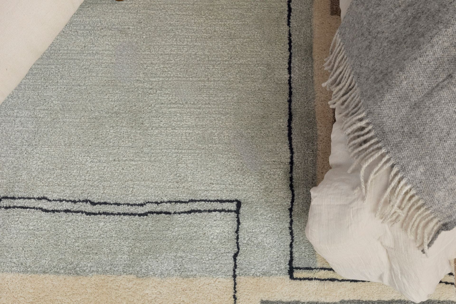 Nine Stars Coverlet Rug | NuStory Home
