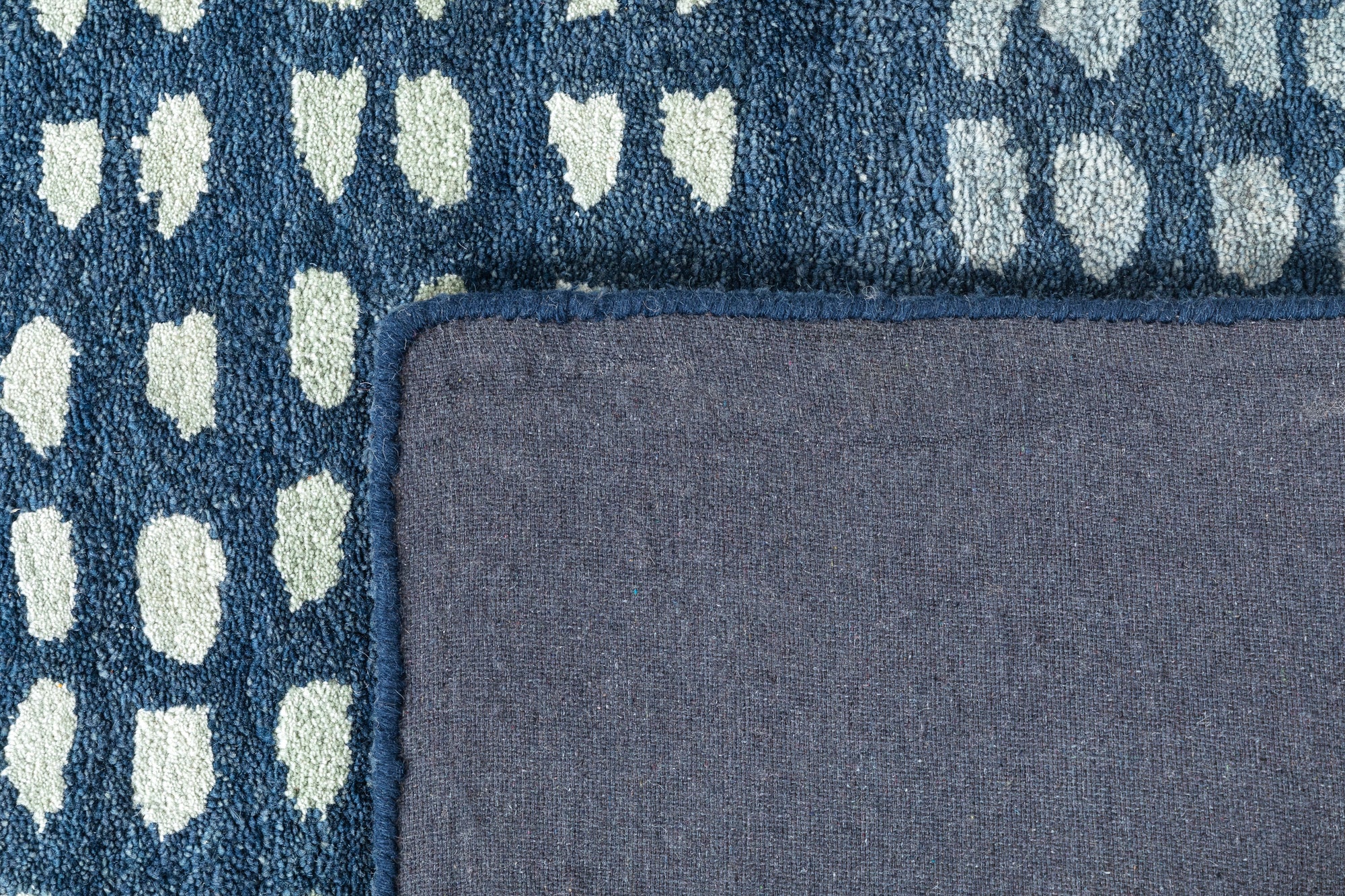 Hand Tufted Pigment Rug - NuStory